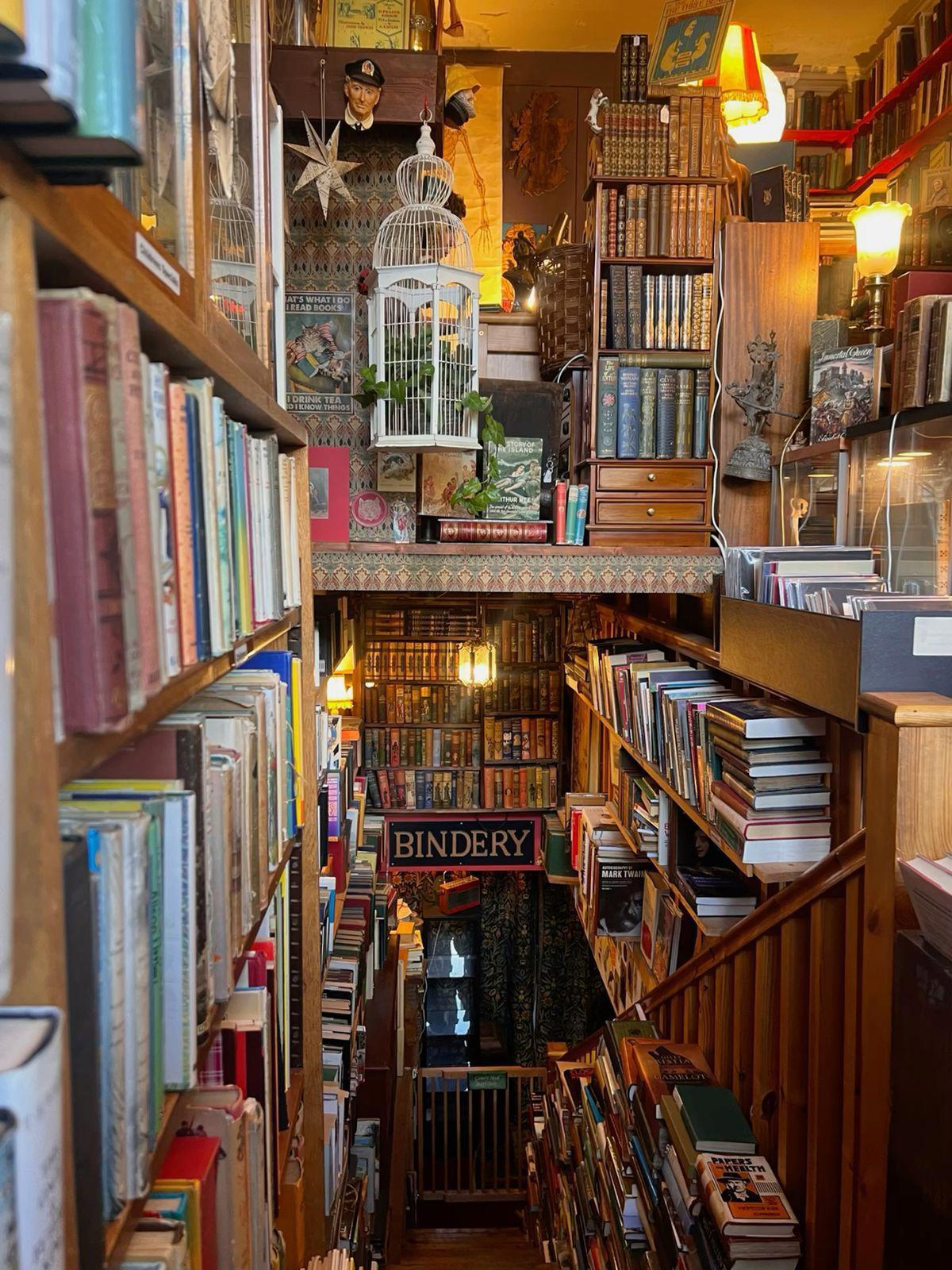 کتابخانه فراموشی